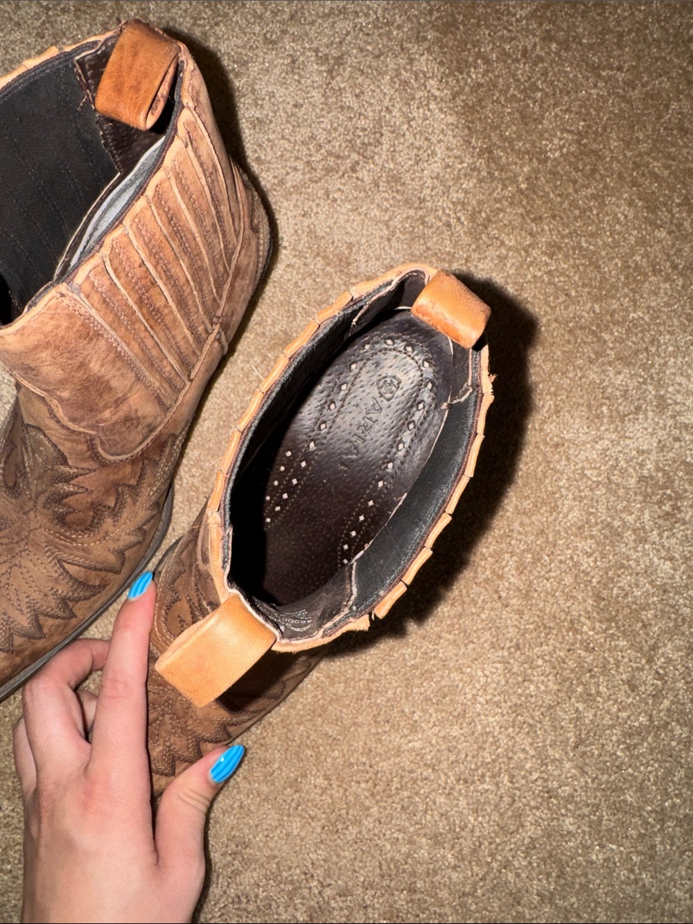 Ariat Scarlet cowboy ankle boot- discontinued. These Are Sooooo Cute!! - Picture 6 of 6